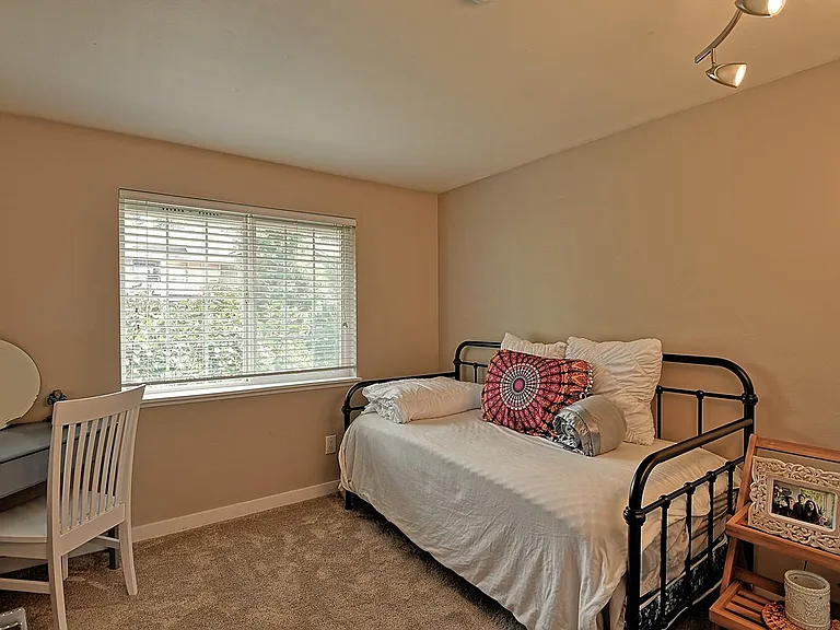 14027 NE 181st St #B305 — Photo 10