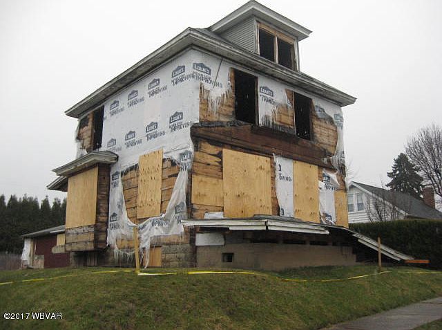 1st image of 309 Sidney St