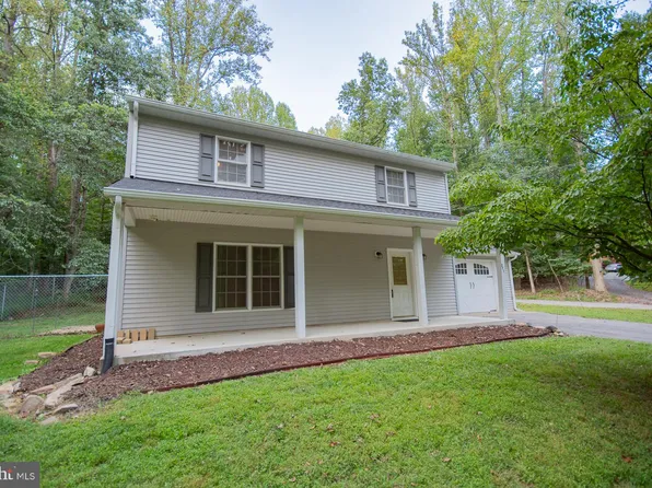271 Moonshine Ln, Harpers Ferry, WV 25425