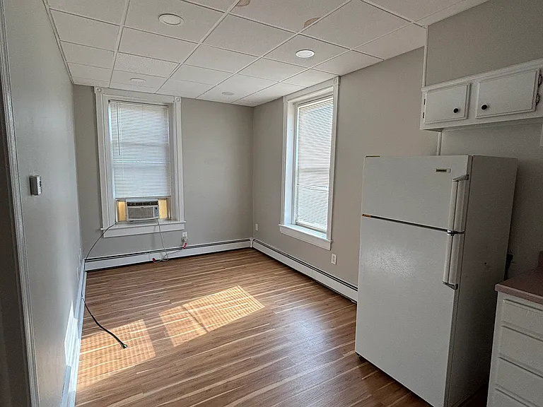 17 S Chester Rd #200B — Photo 2