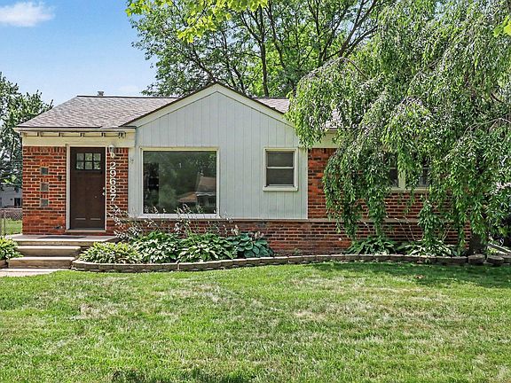 2nd image of 29687 Westfield St