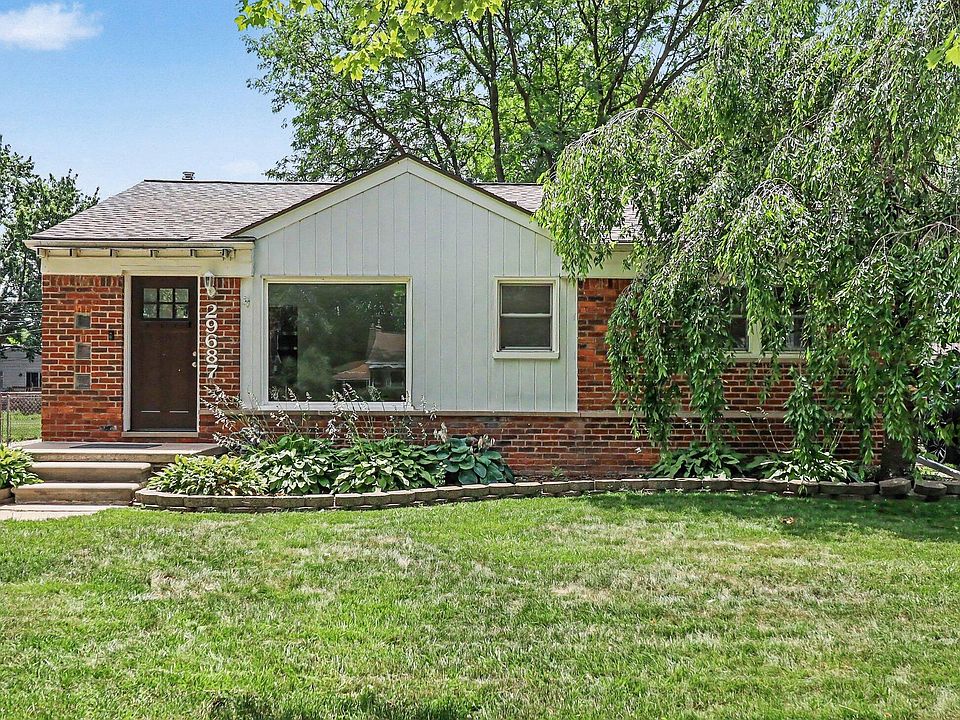 29687 Westfield St, photo 2