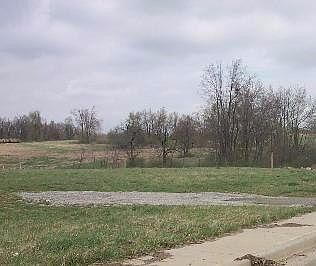2nd image of 110 Retail Rd N