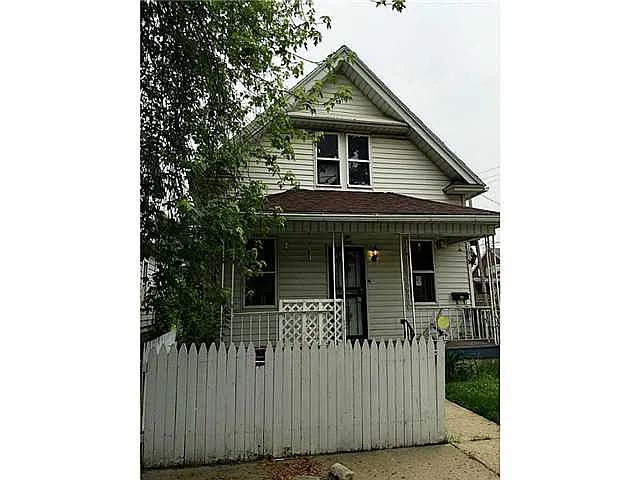 224 E Hudson St photo 1