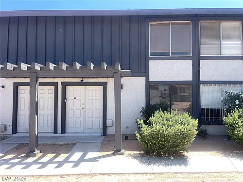 3904 Blackford Pl Photo 1