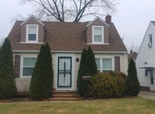 867 E 212th St, Euclid, OH 44119