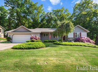 3144 Gold Dust St NE, Belmont, MI 49306