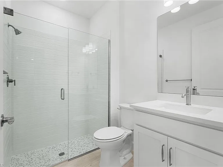 2104 Freemont Way NE — Photo 14