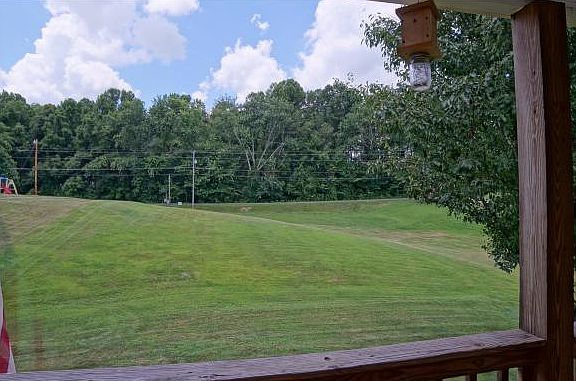4th image of 1105 Skyline Dr
