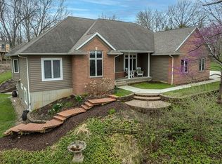 3141 Deerfield Dr NE, Swisher, IA 52338