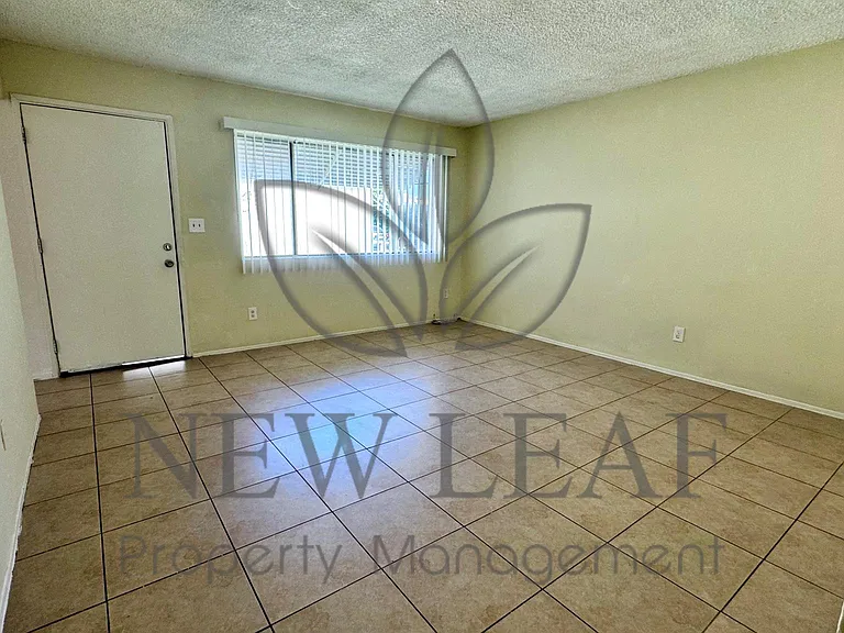 10954 Pipeline Ave #B — Photo 14