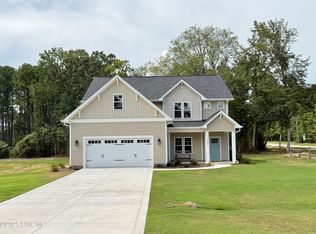 200 Forester Dr, Vass, NC 28394