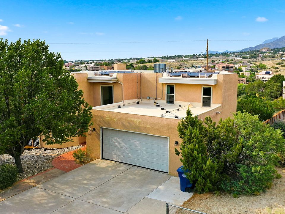 1st image of 13807 Winterwood Way SE