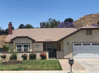 8371 Tamarind Ln, Jurupa Valley, CA 92509