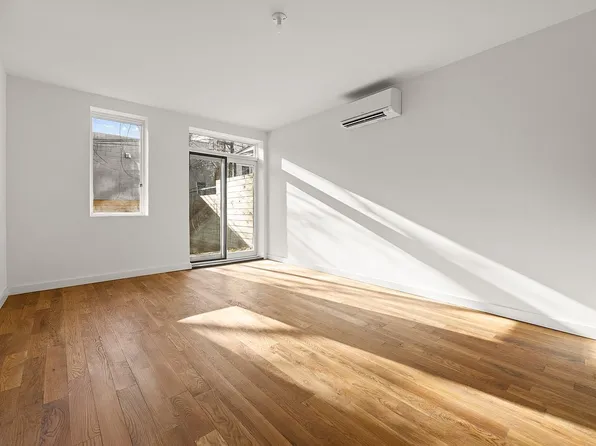 88 Marion St APT 1B, Brooklyn, NY 11233