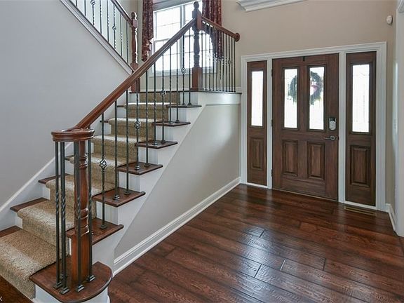 3rd image of 17118 Waterbridge Dr