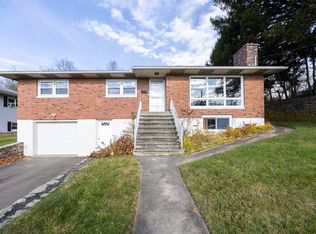 20 Fern Hill Ave, Waterbury, CT 06704