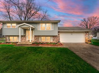 4432 15th St, Hobart, IN 46342