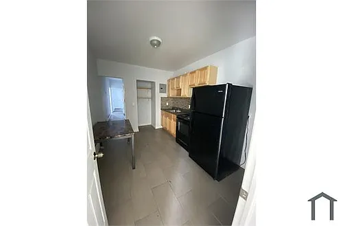 31 Riverview Pl #5 Photo 1