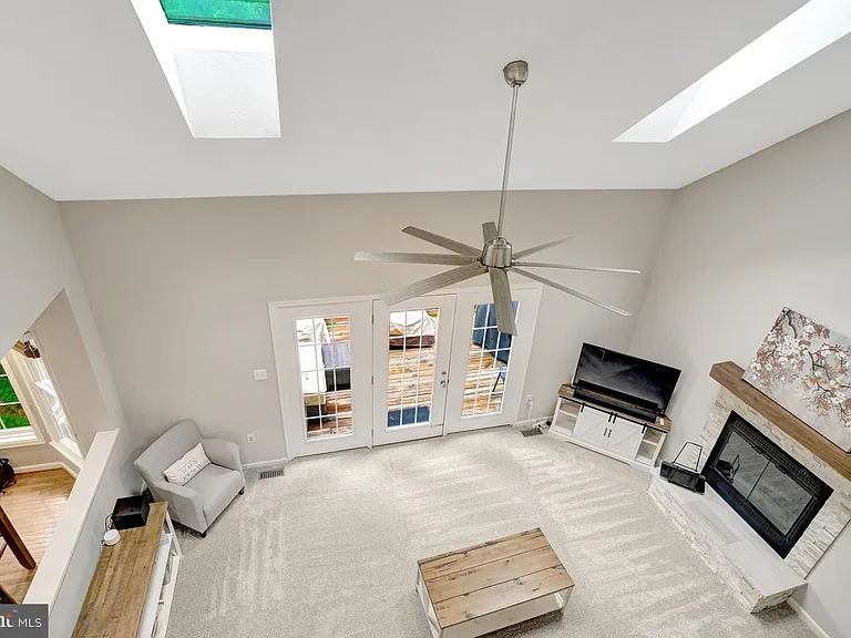 7729 Silver Sage Ct — Photo 37