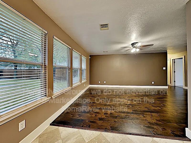 3 bed, 2.0 bath, 1205 sqft, $1,750 — Photo 4