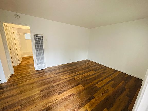 2nd image of 3695 Spruce Ave #B