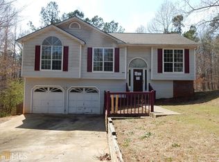 3821 Stoney Creek Dr, Flowery Branch, GA 30542