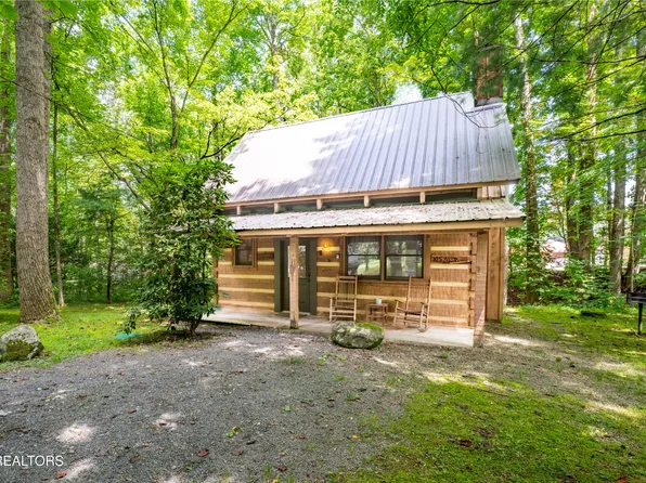 105 Mountain Brook Way, Cosby, TN 37722