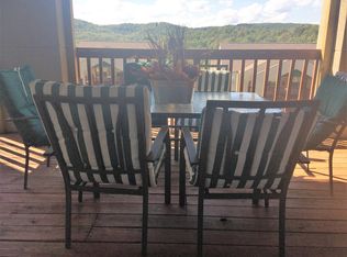 30 Blue Bird Way, Branson, MO 65616