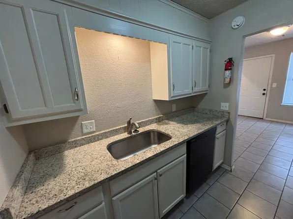 4420 S Union Ave, Tulsa, OK 74107