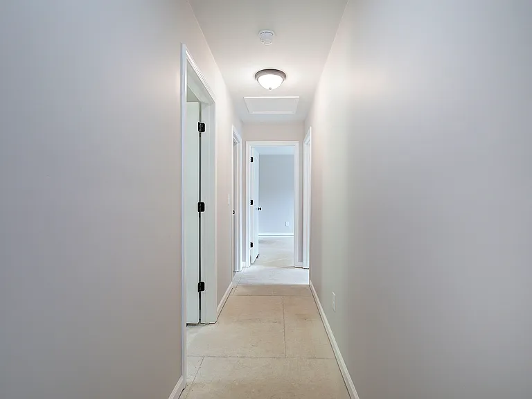 20 Beaureguard St — Photo 15