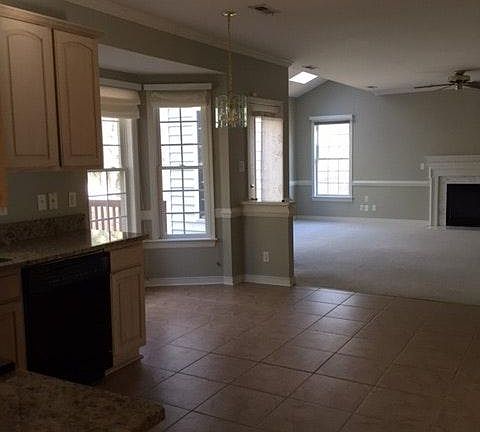 5th image of 10429 Mountain Glen Pkwy