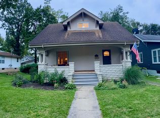 655 Chestnut St, Valparaiso, IN 46385