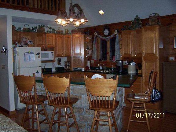 5th image of 3069 Pickett Ln