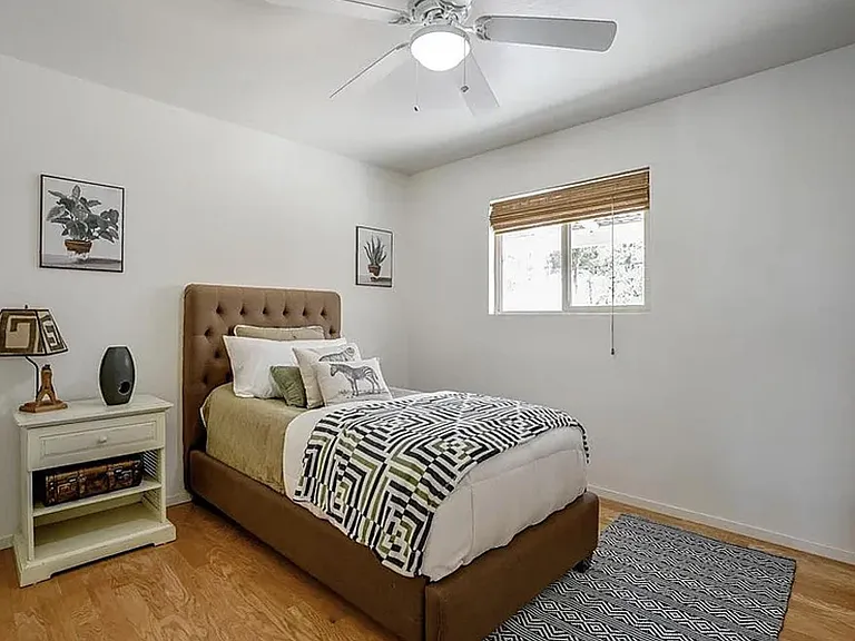 632 Shaddick Dr — Photo 10