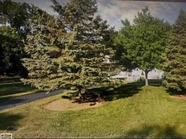 49741 Mound Rd, Shelby Township, MI 48317