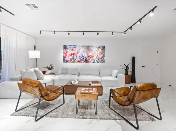 516 Royal Plaza Dr #0, Fort Lauderdale, FL 33301