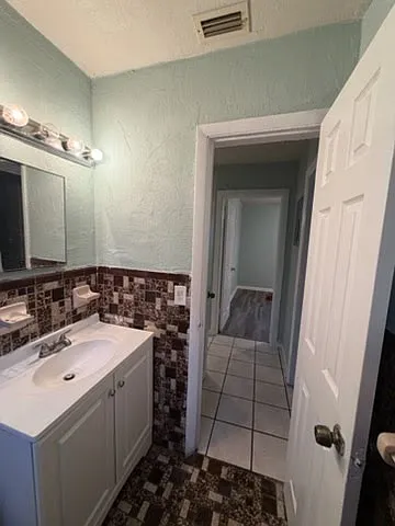 415 NW 4th Ave #1 — Photo 5