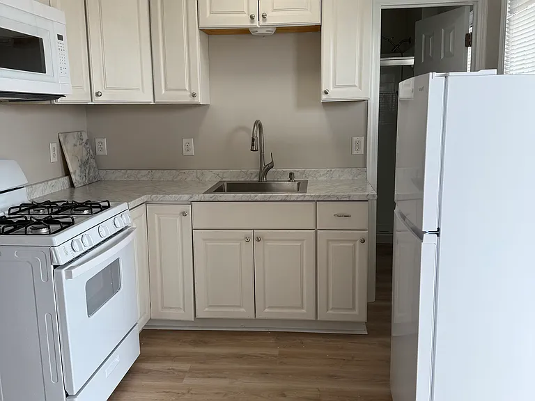 128 Hamilton Ave #3 — Photo 7