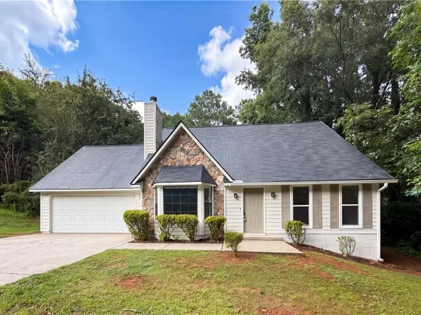 912 Steeple Chase Dr, Lawrenceville, GA 30044