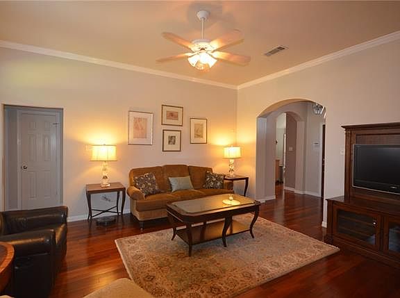 4th image of 4220 Stone Hollow Way