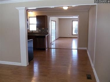 4th image of 5993 Wedgewood Dr