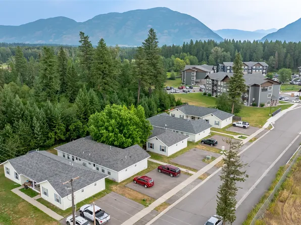 323/325 Bills Ln, Columbia Falls, MT 59912