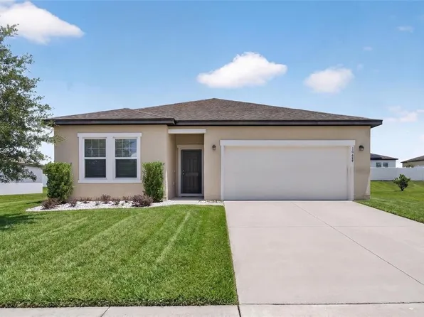 16434 Blooming Cherry Dr, Groveland, FL 34736