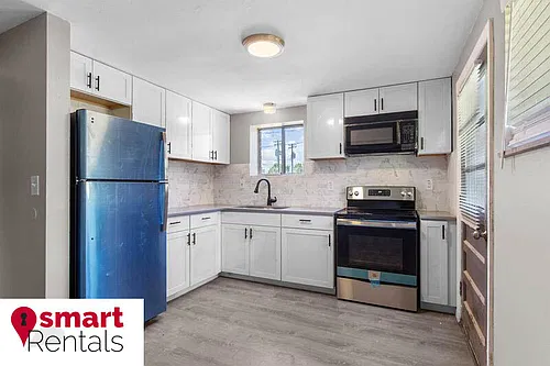 Floor plan 497 S. Holmes - B