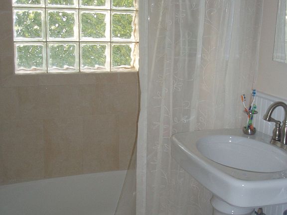 5th image of 5648 Fenwick Dr