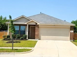 1517 Oak Creek Dr, Hutchins, TX 75141