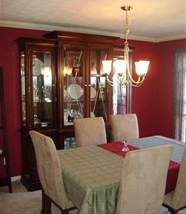 3rd image of 9638 Taberna Ln