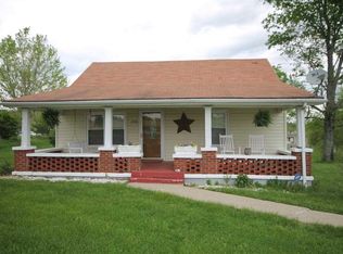 2590 Saint Martin Rd, Vine Grove, KY 40175