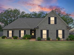 209 Eagle View Dr, Senatobia, MS 38668